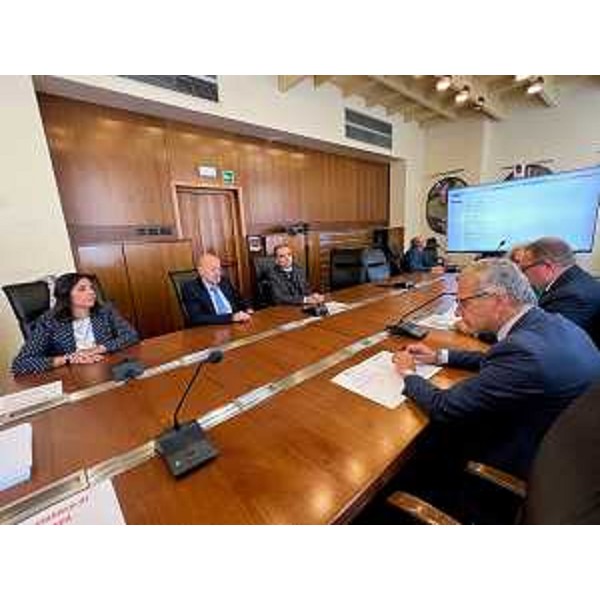 Arrigo De Pauli (Difensore civico Fvg) tra i colleghi Antonia Fiordelisi (Basilicata) e Marcello Pecorari (Umbria) - Arrigo De Pauli (Difensore civico Fvg) tra i colleghi Antonia Fiordelisi (Basilicata) e Marcello Pecorari (Umbria)