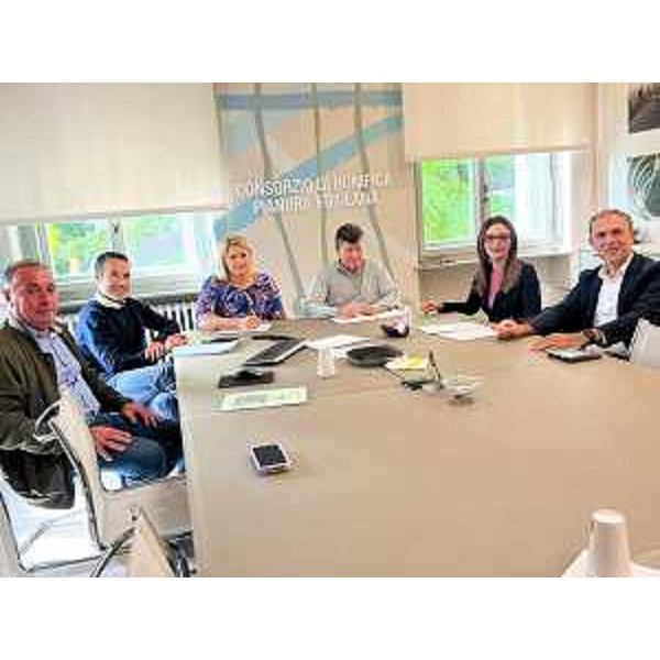 La consigliera Maddalena Spagnolo (Lega) all'incontro con il Consorzio di bonifica - La consigliera Maddalena Spagnolo (Lega) all'incontro con il Consorzio di bonifica