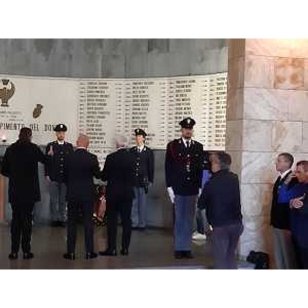 La commemorazione nel famedio della Questura di Trieste di Matteo Demenego e Pierluigi Rotta - La commemorazione nel famedio della Questura di Trieste di Matteo Demenego e Pierluigi Rotta 