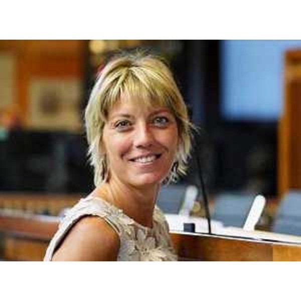 L'assessore regionale alle Finanze Barbara Zilli - L'assessore regionale alle Finanze Barbara Zilli