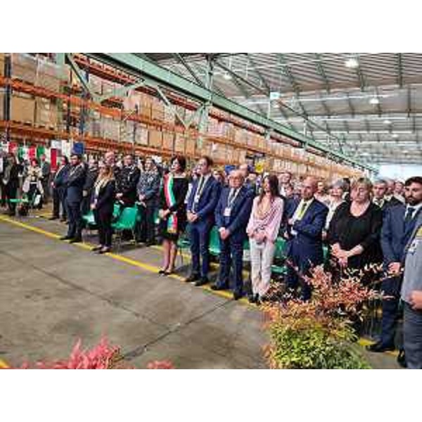 Il pubblico presente alla manifestazione nazionale dell'Anmil tenutasi a Fiume Veneto - Il pubblico presente alla manifestazione nazionale dell'Anmil tenutasi a Fiume Veneto