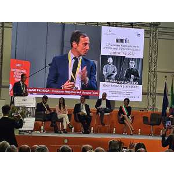 Il governatore Massimiliano Fedriga interviene alla Girnata nazionale per le vittime degli infortuni sul lavoro che si è celebrata alla Claber di Fiume Veneto Veneto (Pordenone) - Il governatore Massimiliano Fedriga interviene alla Girnata nazionale per le vittime degli infortuni sul lavoro che si è celebrata alla Claber di Fiume Veneto Veneto (Pordenone)