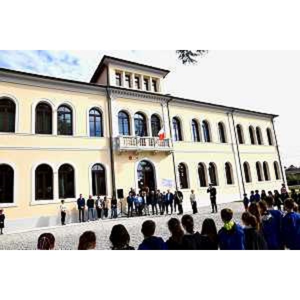 Il governatore della Regione Massimiliano Fedriga alle scuole elementari di Morsano al Tagliamento - Il governatore della Regione Massimiliano Fedriga alle scuole elementari di Morsano al Tagliamento