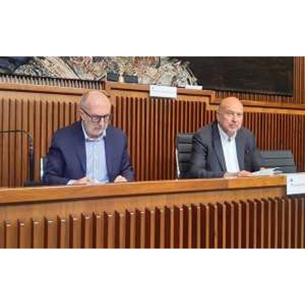 L'assessore Riccardo Riccardi e il presidente del Comitato di controllo, Roberto Cosolini (Pd) - L'assessore Riccardo Riccardi e il presidente del Comitato di controllo, Roberto Cosolini (Pd)