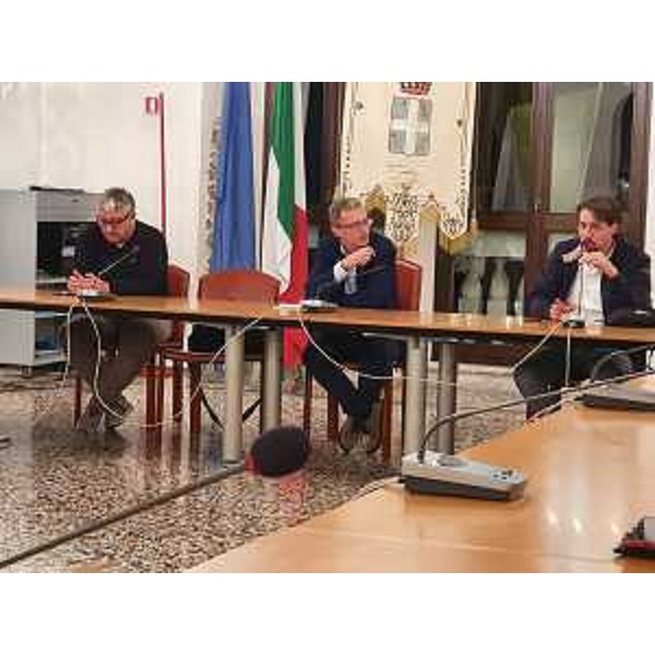 L'assessore Stefano Zannier negli incontri con le Comunità di montagna a Spilimbergo e a Barcis - L'assessore Stefano Zannier negli incontri con le Comunità di montagna a Spilimbergo e a Barcis