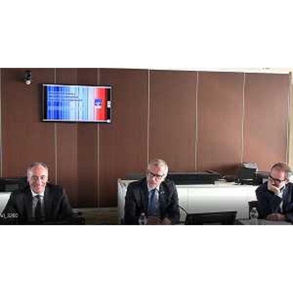 Il presidente del Cr Fvg, Piero Mauro Zanin, coordina i lavori a Milano - Il presidente del Cr Fvg, Piero Mauro Zanin, coordina i lavori a Milano