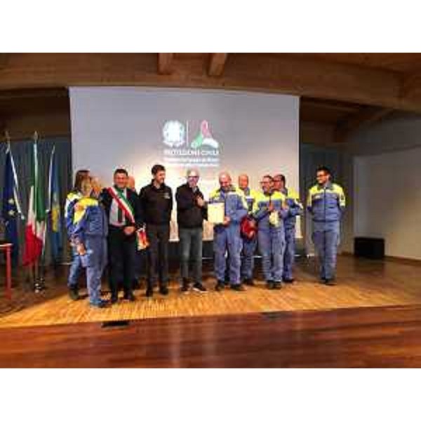 Il vicegovernatore Riccardo Riccardi alle celebrazioni per il 31esimo di fondazione della squadra comunale di protezione civile di San Giovanni al Natisone - Il vicegovernatore Riccardo Riccardi alle celebrazioni per il 31esimo di fondazione della squadra comunale di protezione civile di San Giovanni al Natisone