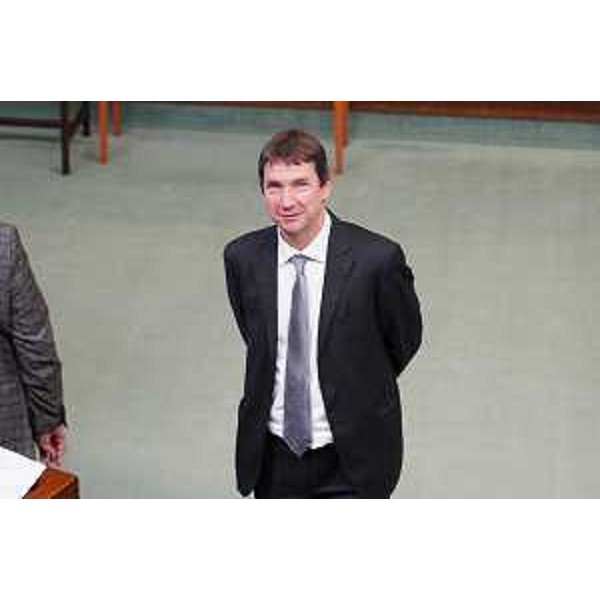 Andrea Ussai (M5S) - Andrea Ussai (M5S)