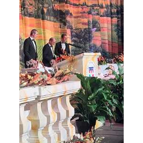 Il governatore Massimiliano Fedriga (a destra) al 47esimo Gala 2022 della National italian american foundation (Niaf). - Il governatore Massimiliano Fedriga (a destra) al 47esimo Gala 2022 della National italian american foundation (Niaf).