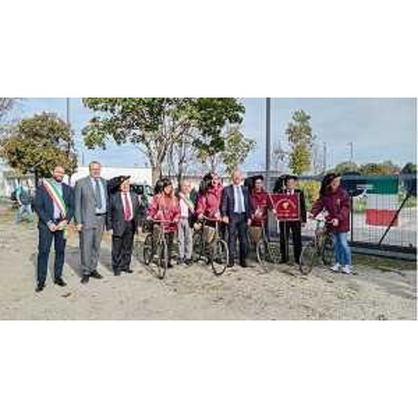 Il presidente del Cr Fvg, Piero Mauro Zanin, alla cerimonia di Palazzolo dello Stella - Il presidente del Cr Fvg, Piero Mauro Zanin, alla cerimonia di Palazzolo dello Stella 