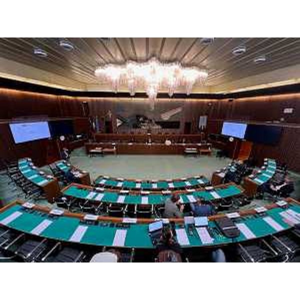 La V Commissione durante i lavori - La V Commissione durante i lavori