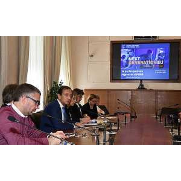 Il governatore Fedriga con gli assessori Roberti e Zilli - Il governatore Fedriga con gli assessori Roberti e Zilli 