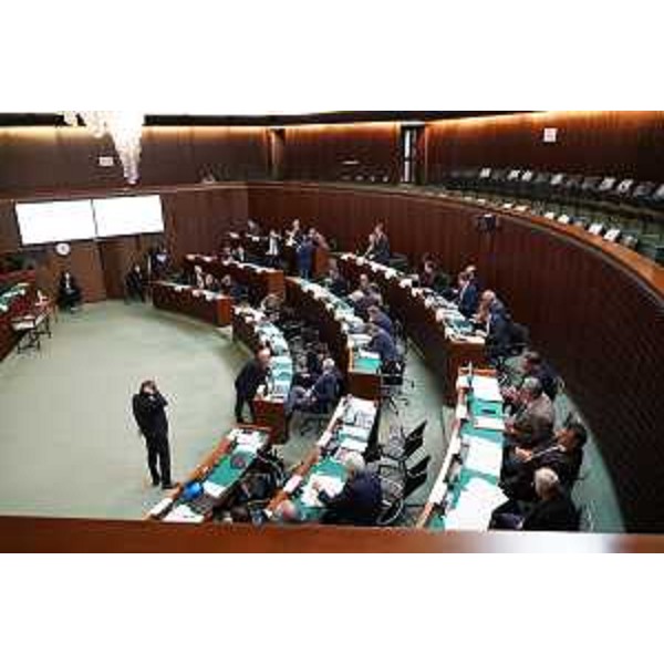 L'aula del Consiglio regionale durante una seduta plenaria - L'aula del Consiglio regionale durante una seduta plenaria