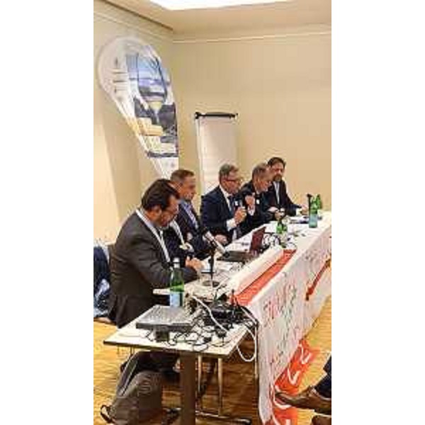 L'assessore regionale alle Risorse agroalimentari Stefano Zannier interviene alla Convention delle Città del Vino a Portopiccolo, nel comune di di Duino Aurisina - L'assessore regionale alle Risorse agroalimentari Stefano Zannier interviene alla Convention delle Città del Vino a Portopiccolo, nel comune di di Duino Aurisina