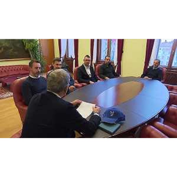 L'incontro tra il presidente del Consiglio regionale, Piero Mauro Zanin, e l'associazione Moto Club Olimpia di Terenzano di Pozzuolo del Friuli - L'incontro tra il presidente del Consiglio regionale, Piero Mauro Zanin, e l'associazione Moto Club Olimpia di Terenzano di Pozzuolo del Friuli