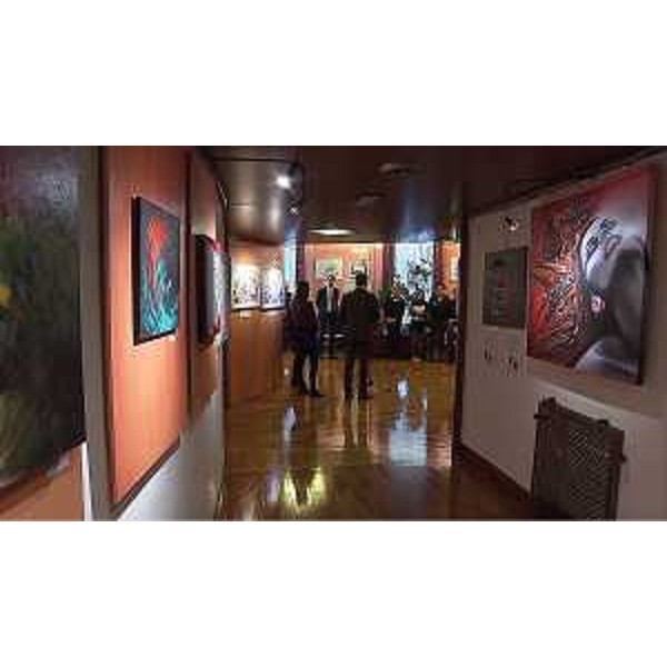 La mostra itinerante "Espressioni di Donna" in Consiglio regionale - La mostra itinerante "Espressioni di Donna" in Consiglio regionale