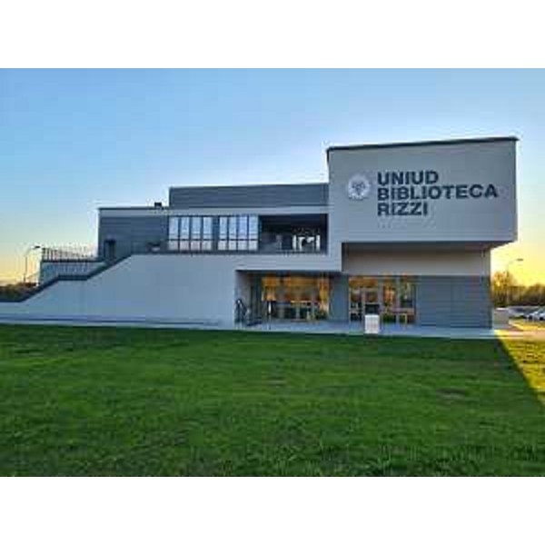 L'esterno dell'edificio ospitante la biblioteca scientifica e tecnologica di Uniud - L'esterno dell'edificio ospitante la biblioteca scientifica e tecnologica di Uniud