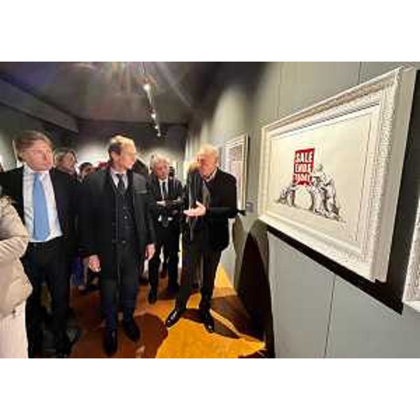 Il governatore del Friuli Venezia Giulia Massimiliano Fedriga e l'assessore regionale alle Attività produttive Sergio Emidio Bini visitano la mostra "THE GREAT COMMUNICATOR. BANKSY- Unauthorized exhibition" - Il governatore del Friuli Venezia Giulia Massimiliano Fedriga e l'assessore regionale alle Attività produttive Sergio Emidio Bini visitano la mostra "THE GREAT COMMUNICATOR. BANKSY- Unauthorized exhibition"