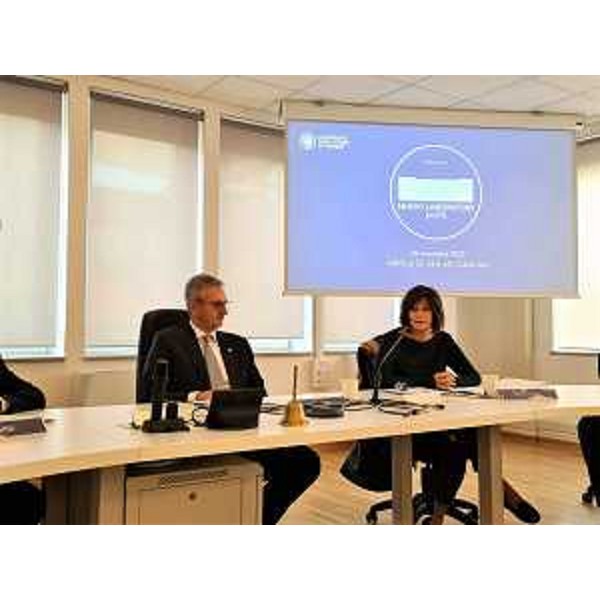 L'assessore regionale Alessia Rosolen e il rettore di UniTs Roberto Di Lenarda - L'assessore regionale Alessia Rosolen e il rettore di UniTs Roberto Di Lenarda