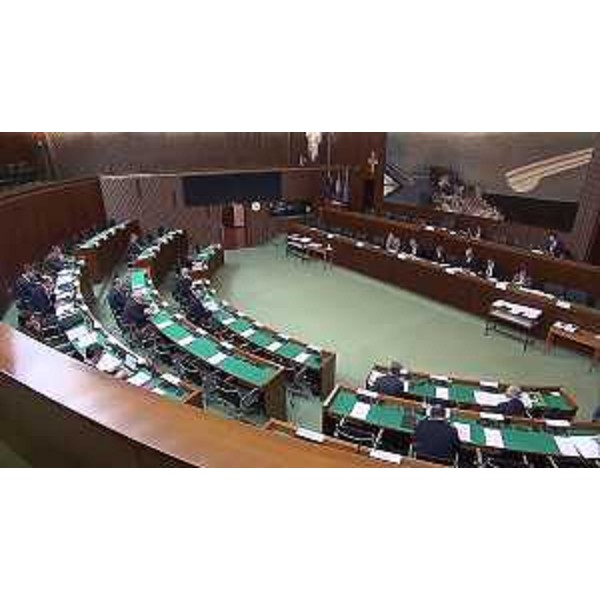 La I Commissione consiliare presieduta da Alessandro Basso (FdI) e l'assessore regionale alle Finanze, Barbara Zilli - La I Commissione consiliare presieduta da Alessandro Basso (FdI) e l'assessore regionale alle Finanze, Barbara Zilli