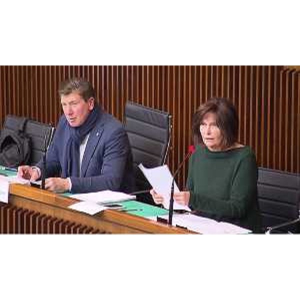 Alberto Budai (Lega), presidente della II Commissione, con l'assessore regionale Alessia Rosolen - Alberto Budai (Lega), presidente della II Commissione, con l'assessore regionale Alessia Rosolen