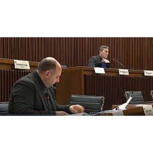 Diego Moretti (Pd) e, sullo sfondo, Massimo Moretuzzo (Patto) - Diego Moretti (Pd) e, sullo sfondo, Massimo Moretuzzo (Patto)