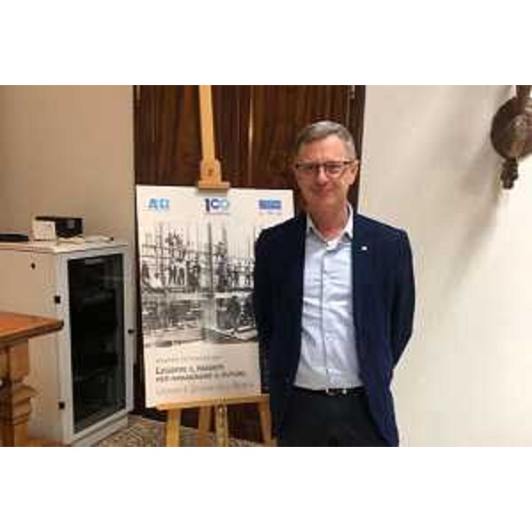 L'assessore alle Risorse agroalimentari, forestali, ittiche e montagna Stefano Zannier, all'inaugurazione della mostra sui Consorzi di bonifica - L'assessore alle Risorse agroalimentari, forestali, ittiche e montagna Stefano Zannier, all'inaugurazione della mostra sui Consorzi di bonifica 