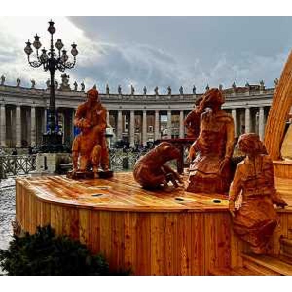 Un particolare del presepe di Sutrio in piazza San Pietro - Un particolare del presepe di Sutrio in piazza San Pietro