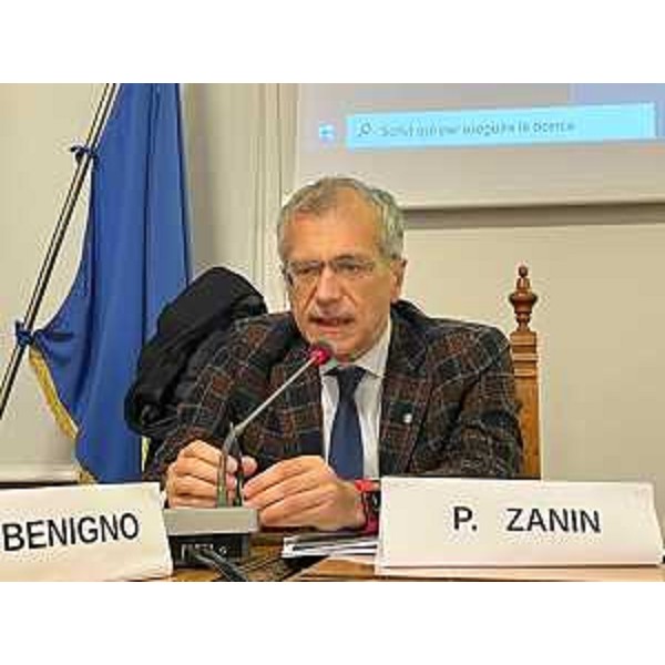 Il presidente dell'Assemblea legislativa del Fvg, Piero Mauro Zanin, interviene al convegno di Tricesimo - Il presidente dell'Assemblea legislativa del Fvg, Piero Mauro Zanin, interviene al convegno di Tricesimo