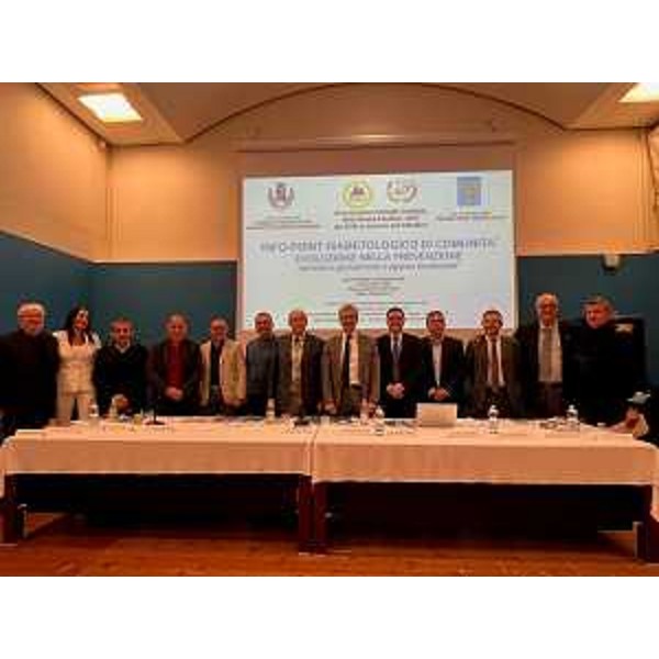 Tutti gli intervenuti alla presentazione del progetto "Info point diabetologico di comunità" - Tutti gli intervenuti alla presentazione del progetto "Info point diabetologico di comunità"