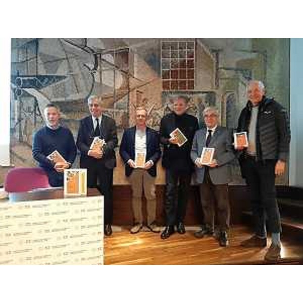Una fase dell'incontro svoltosi a Udine alla presenza dell'assessore regionale Stefano Zannier - Una fase dell'incontro svoltosi a Udine alla presenza dell'assessore regionale Stefano Zannier