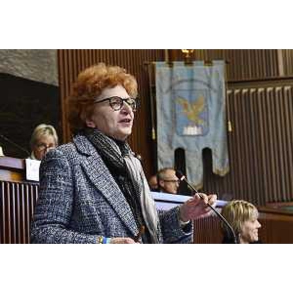 L'assessore regionale alla Cultura e allo Sport Tiziana Gibelli interviene in Aula sui documenti finanziari - L'assessore regionale alla Cultura e allo Sport Tiziana Gibelli interviene in Aula sui documenti finanziari