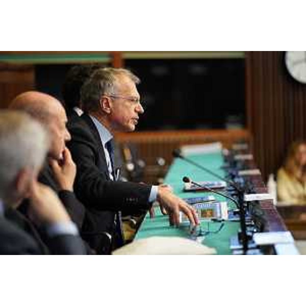 Una fase dell'intervento di Fine Anno del presidente del Cr Fvg, Piero Mauro Zanin - Una fase dell'intervento di Fine Anno del presidente del Cr Fvg, Piero Mauro Zanin