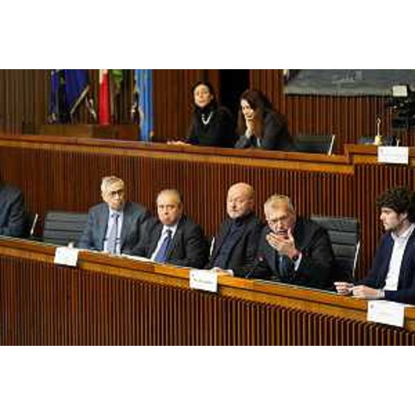 Il tavolo dei relatori con i responsabili degli Organi di Garanzia - Il tavolo dei relatori con i responsabili degli Organi di Garanzia