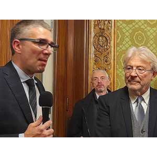 L'assessore regionale Roberti e il presidente di Confcommercio Paoletti - L'assessore regionale Roberti e il presidente di Confcommercio Paoletti