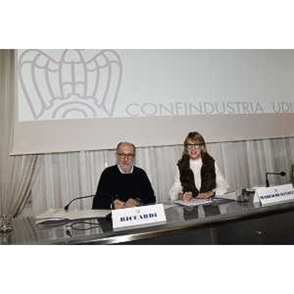 Il vicegovernatore della Regione Riccardo Riccardi e il vicepresidente di Confindustria Udine, Anna Mareschi Danieli - Il vicegovernatore della Regione Riccardo Riccardi e il vicepresidente di Confindustria Udine, Anna Mareschi Danieli