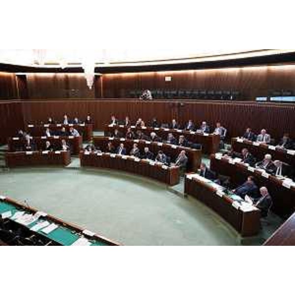 L'Assemblea legislativa del Fvg riunita a Trieste nell'aula consiliare - L'Assemblea legislativa del Fvg riunita a Trieste nell'aula consiliare