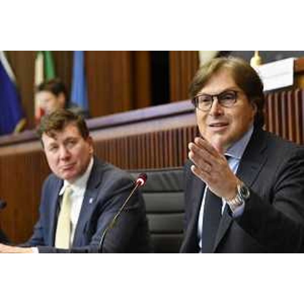 L'assessore regionale alle Attività produttive e turismo Sergio Emidio Bini durante la riunione della II Commissione - L'assessore regionale alle Attività produttive e turismo Sergio Emidio Bini durante la riunione della II Commissione