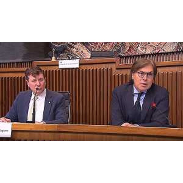 Alberto Budai (Lega), presidente della II Commissione, insieme all'assessore regionale alle Attività produttive, Sergio Emidio Bini - Alberto Budai (Lega), presidente della II Commissione, insieme all'assessore regionale alle Attività produttive, Sergio Emidio Bini