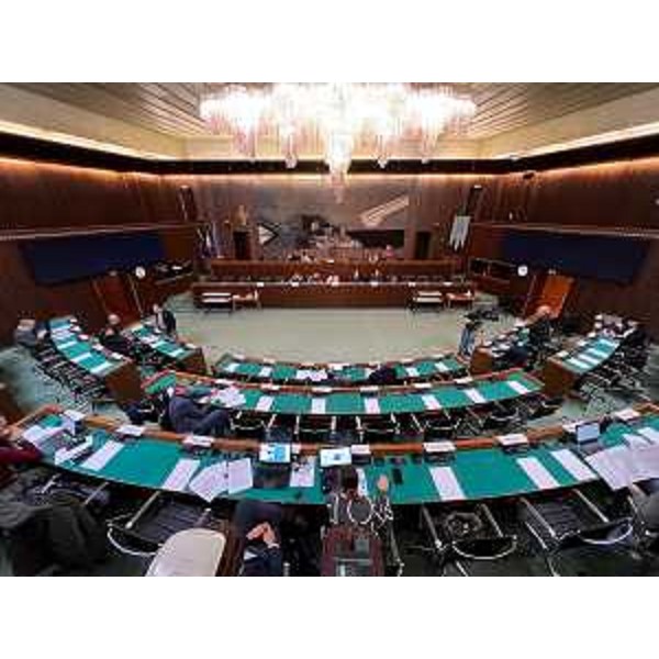 La IV Commissione riunita nell'aula consiliare - La IV Commissione riunita nell'aula consiliare