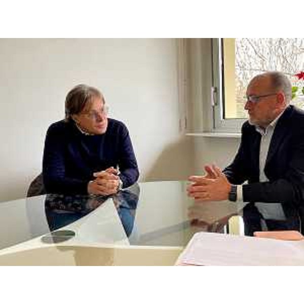 L'assessore Sergio Emidio Bini con il sindaco di Roveredo in Piano Paolo Nadal - L'assessore Sergio Emidio Bini con il sindaco di Roveredo in Piano Paolo Nadal