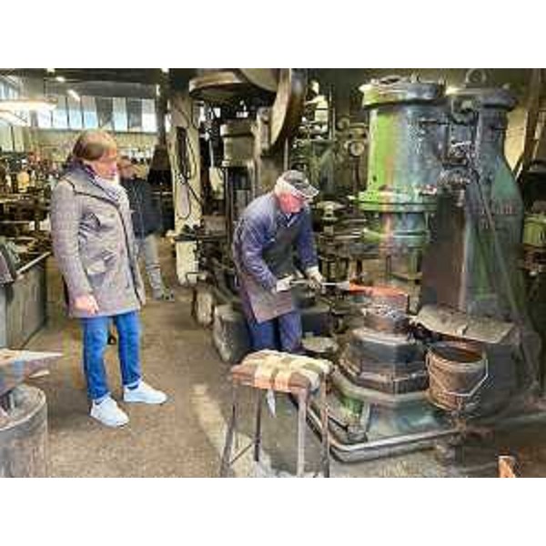 L'assessore Bini nell'officina di Giorgio Beltrame a San Foca di San Quirino (Pordenone) - L'assessore Bini nell'officina di Giorgio Beltrame a San Foca di San Quirino (Pordenone)