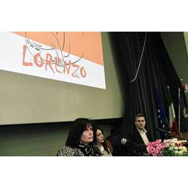 L'assessore regionale al Lavoro, Alessia Rosolen,durante la tavola rotonda "Scuola, imprese e cultura della sicurezza: fare memoria per creare una rete di formazione e lavoro più sicura" all'istituto Malignani a Udine. - L'assessore regionale al Lavoro, Alessia Rosolen,durante la tavola rotonda "Scuola, imprese e cultura della sicurezza: fare memoria per creare una rete di formazione e lavoro più sicura" all'istituto Malignani a Udine.