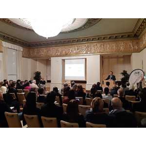 L'assessore regionale alla Difesa dell'ambiente, Energia e Sviluppo sostenibile Fabio Scoccimarro a Trieste alla presentazione dell'osservatorio immobiliare Fimaa - L'assessore regionale alla Difesa dell'ambiente, Energia e Sviluppo sostenibile Fabio Scoccimarro a Trieste alla presentazione dell'osservatorio immobiliare Fimaa