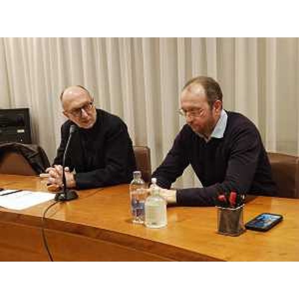 Il vicegovernatore Riccardo Riccardi con Denis Petrigh, presidente Gruppo edili e affini di Confapi Fvg - Il vicegovernatore Riccardo Riccardi con Denis Petrigh, presidente Gruppo edili e affini di Confapi Fvg