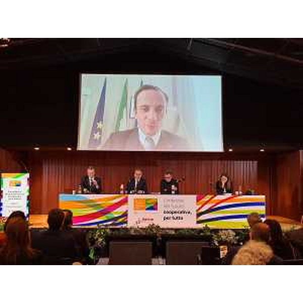 il governatore Fedriga interviene al 15esimo congresso di Legacoop Fvg - il governatore Fedriga interviene al 15esimo congresso di Legacoop Fvg