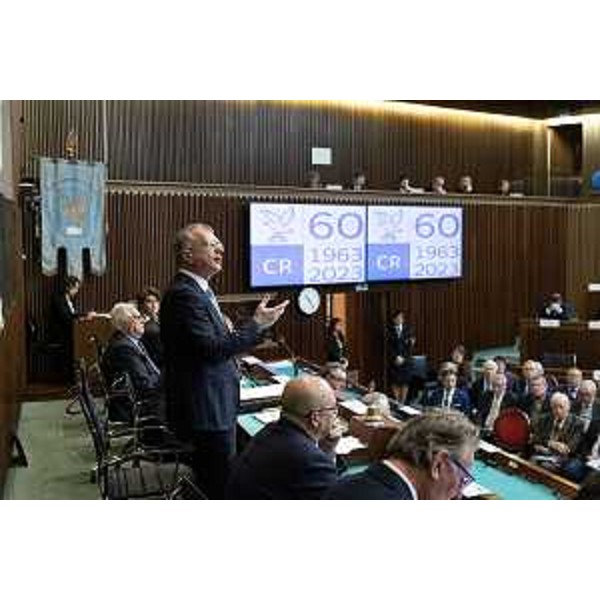 Il presidente del Cr Fvg, Piero Mauro Zanin, durante il suo intervento in Aula in opccasione della celebrazione dei 60 anni Fvg - Il presidente del Cr Fvg, Piero Mauro Zanin, durante il suo intervento in Aula in opccasione della celebrazione dei 60 anni Fvg