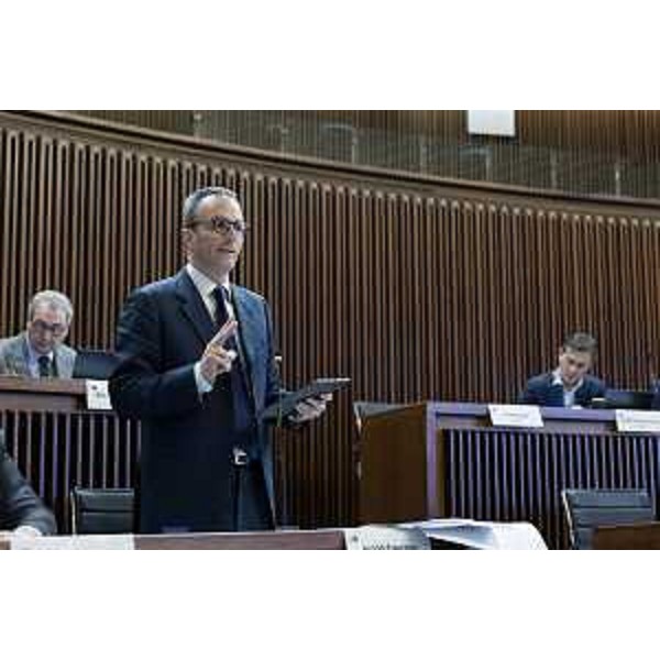 Francesco Russo (Pd) e, nel banco in alto a destra, Massimo Moretuzzo (Patto) - Francesco Russo (Pd) e, nel banco in alto a destra, Massimo Moretuzzo (Patto)