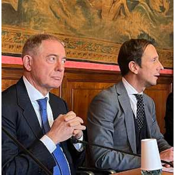 Il governatore Massimiliano Fedriga (a destra) nel corso della conferenza stampa di presentazione dell'edizione 2024 del Big Science Business Forum alla presenza degli assessori Alessia Rosolen e Sergio Emidio Bini, dei ministri all'Università e alla Ricerca Anna Maria Bernini, alle Imprese e al Made in Italy Adolfo Urso e all'Ambiente e alla Sicurezza Energetica Gilberto Pichetto Fratin, del sottosegretario agli Esteri e alla Cooperazione Internazionale Maria Tripodi e dei presidenti del Consiglio Nazionale delle Ricerche Maria Chiara Carrozza, dell'Istituto Nazionale di Fisica Nucleare Antonio Zoccoli, dell'Istituto Nazionale di Astrofisica Marco Tavani e di Area Science Park Caterina Petrillo. - Il governatore Massimiliano Fedriga (a destra) nel corso della conferenza stampa di presentazione dell'edizione 2024 del Big Science Business Forum alla presenza degli assessori Alessia Rosolen e Sergio Emidio Bini, dei ministri all'Università e alla Ricerca Anna Maria Bernini, alle Imprese e al Made in Italy Adolfo Urso e all'Ambiente e alla Sicurezza Energetica Gilberto Pichetto Fratin, del sottosegretario agli Esteri e alla Cooperazione Internazionale Maria Tripodi e dei presidenti del Consiglio Nazionale delle Ricerche Maria Chiara Carrozza, dell'Istituto Nazionale di Fisica Nucleare Antonio Zoccoli, dell'Istituto Nazionale di Astrofisica Marco Tavani e di Area Science Park Caterina Petrillo. 