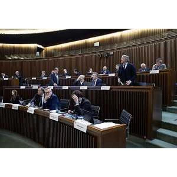 L'Aula e l'intervento del relatore per la maggioranza del ddl FVGreen, Antonio Calligaris (Lega) - L'Aula e l'intervento del relatore per la maggioranza del ddl FVGreen, Antonio Calligaris (Lega)